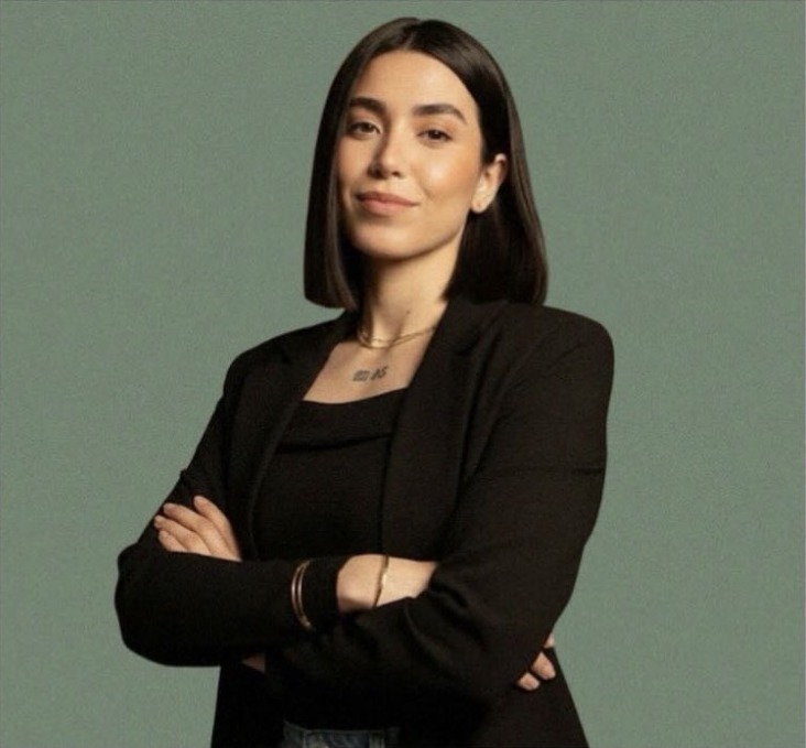 Retrato de Raiane, nutricionista clínica na Elleva Saúde Integrada